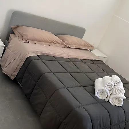 Apartment Goodstay Blue Moon Casa Con Giardino